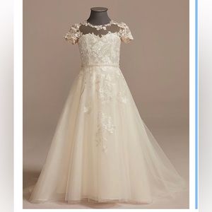 David’s Bridal Appliqued Cap Sleeve Lace-up Flower Girl Dress